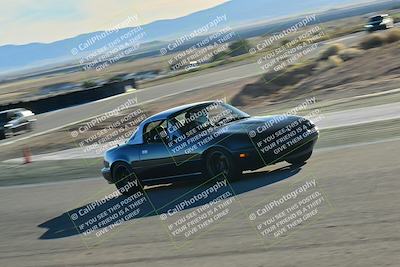 media/Dec-13-2025-Extreme Speed (Sat) [[d129ecb0b9]]/Beginner/Session 3 (Turn 5)/